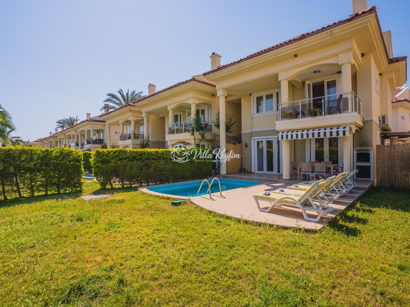 Villa Pearl 9 — 1