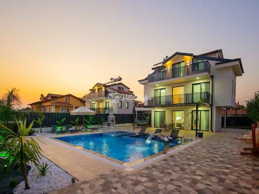 Villa Fullmoon 2 — 1