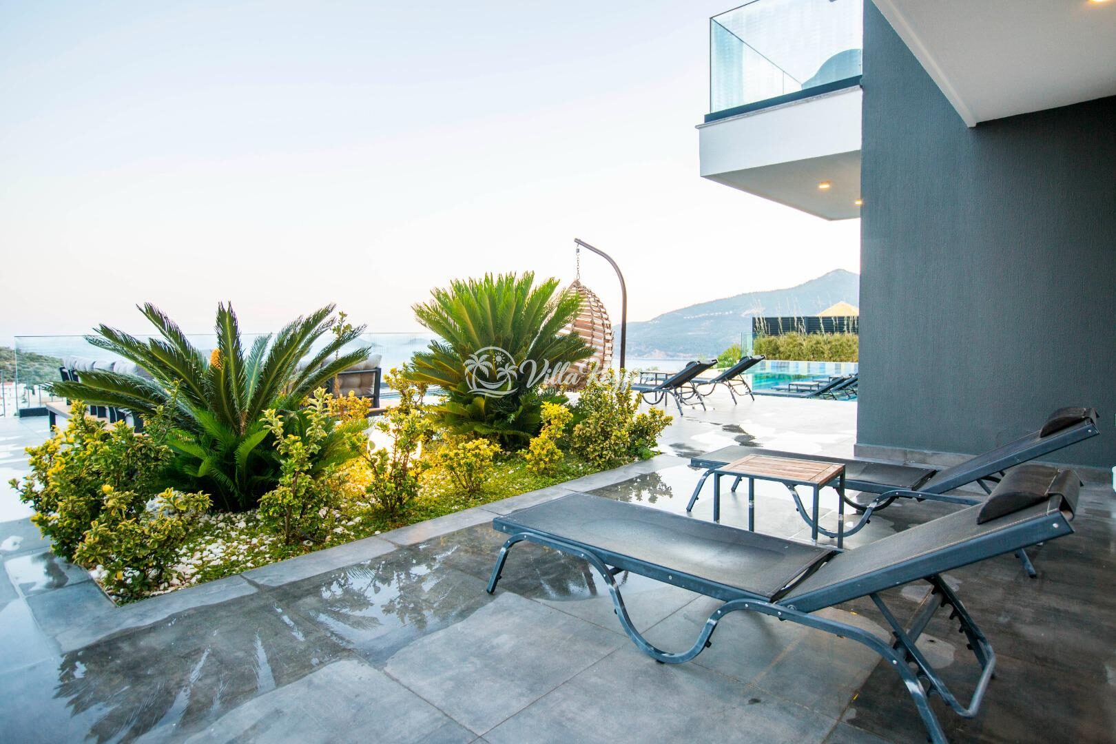 Villa Vogue — 41