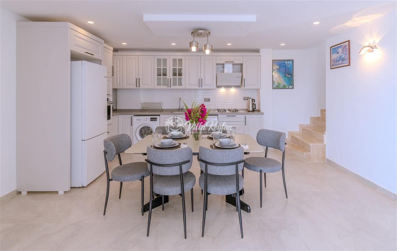 Villa Eterna — 34