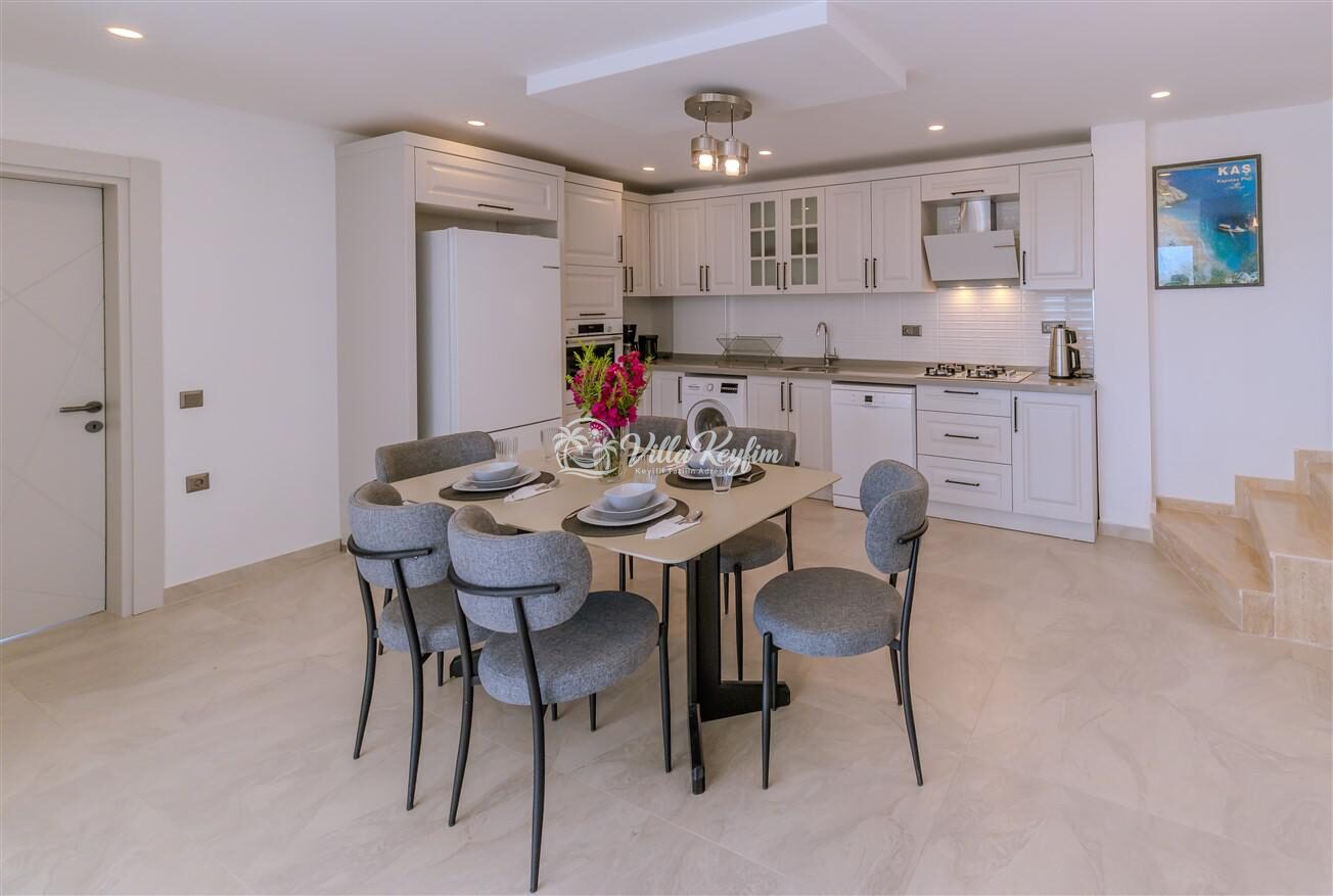 Villa Eterna — 39