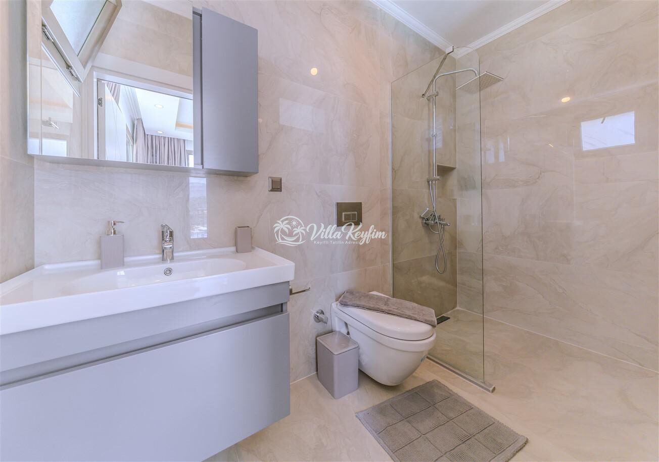 Villa Eterna — 41