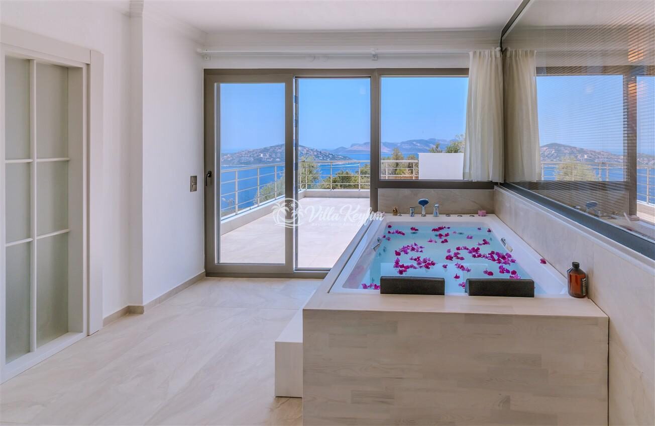 Villa Eterna — 49