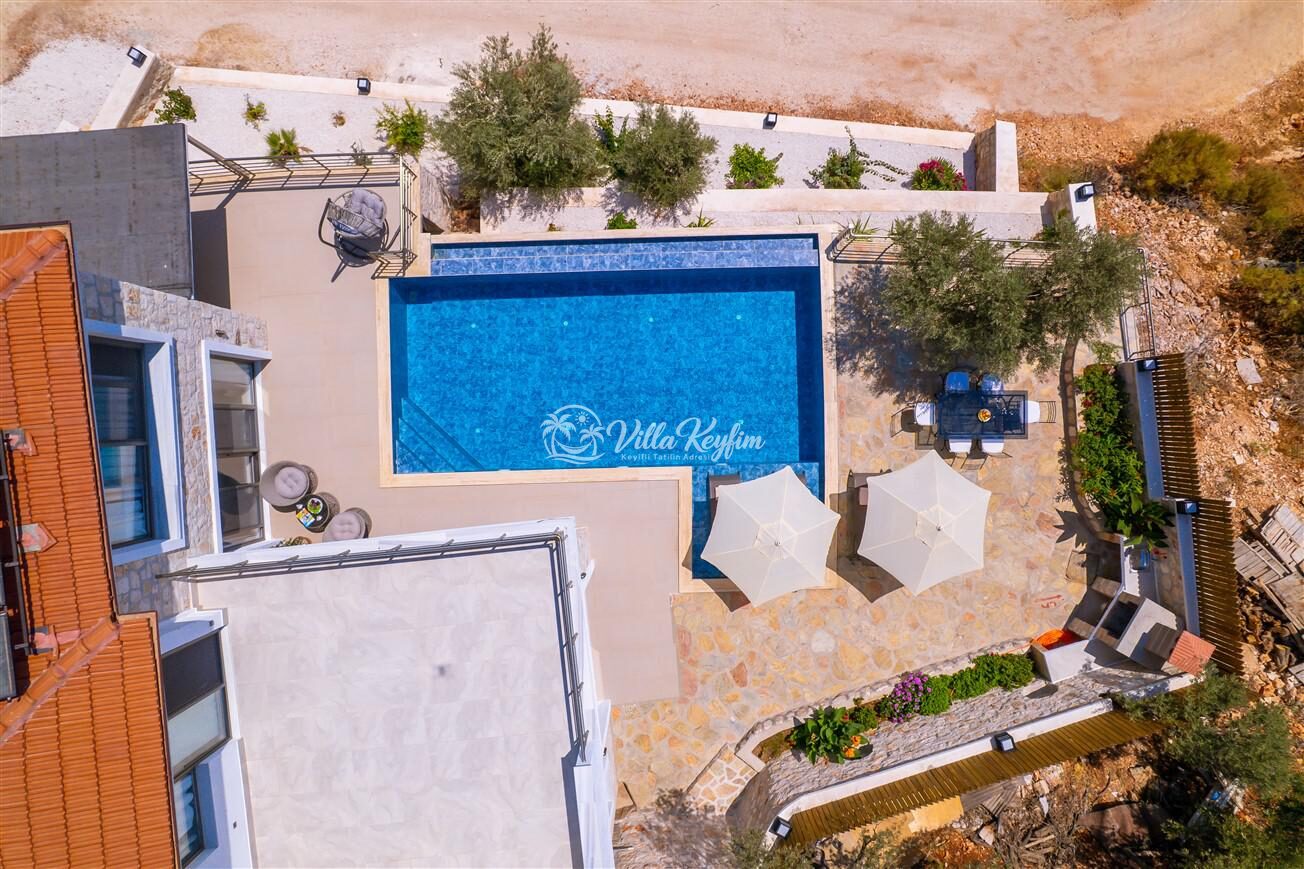 Villa Eterna — 56