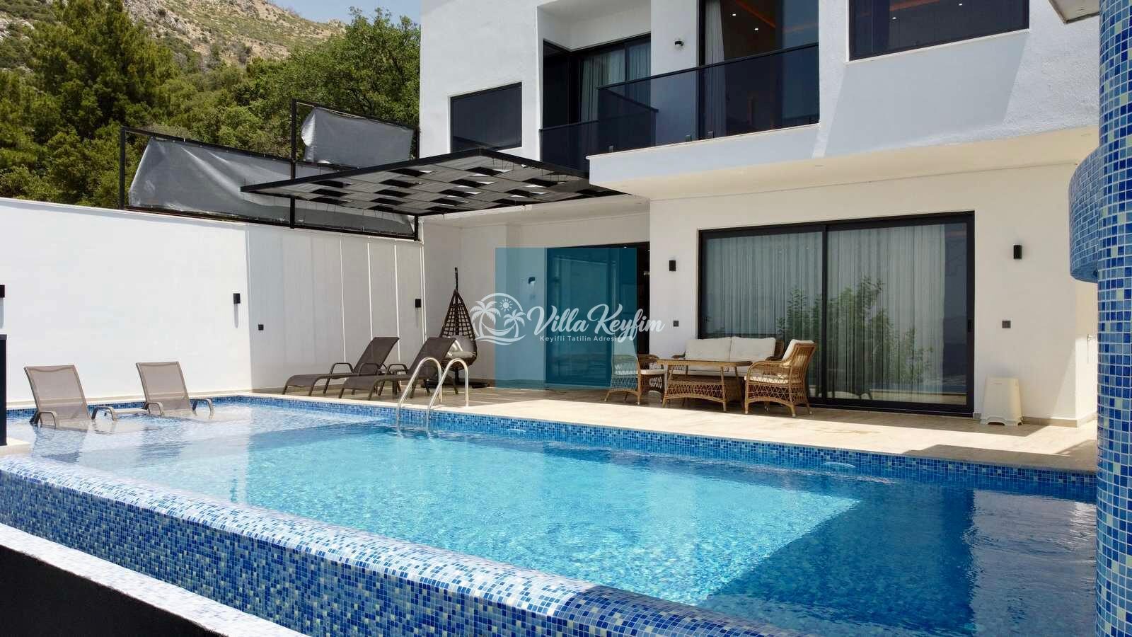 Villa Valiant 2 — 3