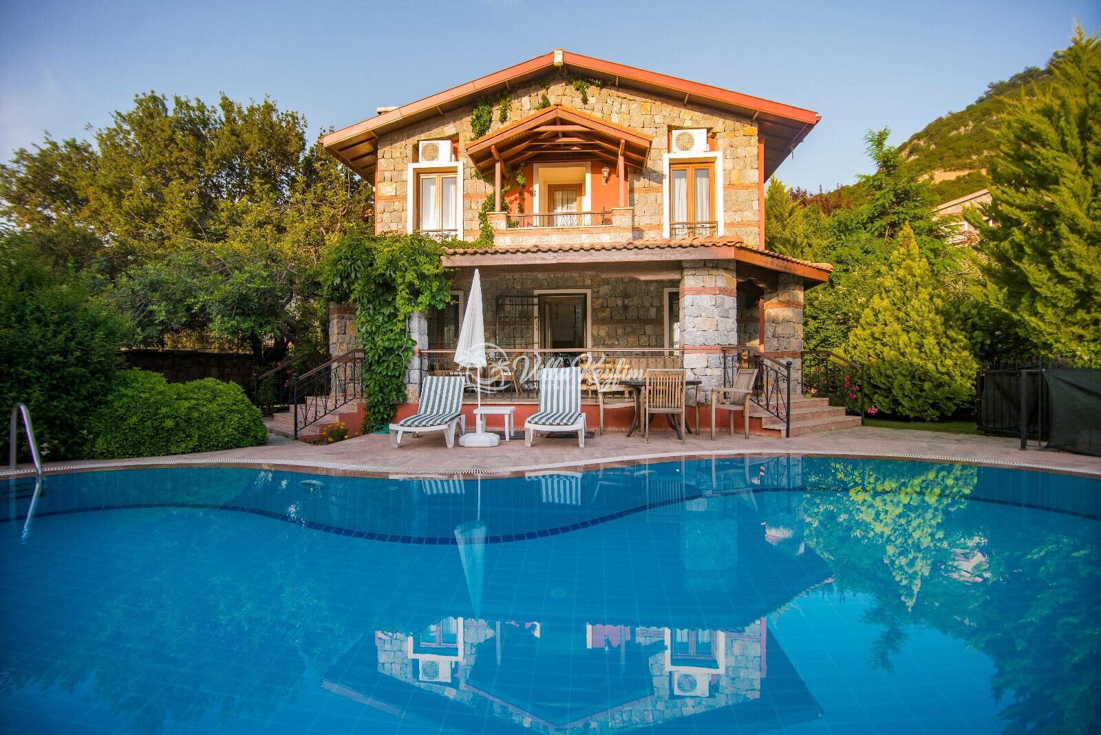 Villa Rota 3 — 1