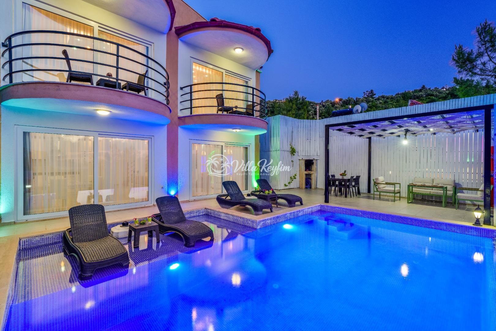 Villa Truva — 1