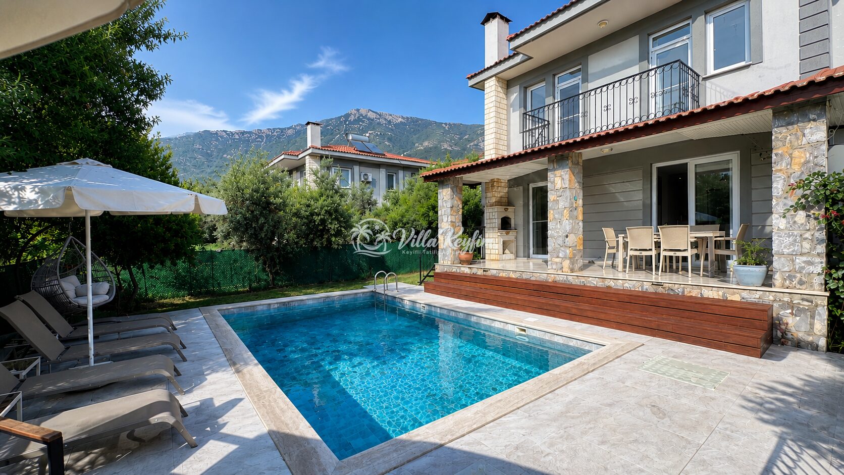 Villa Almond 1 — 2