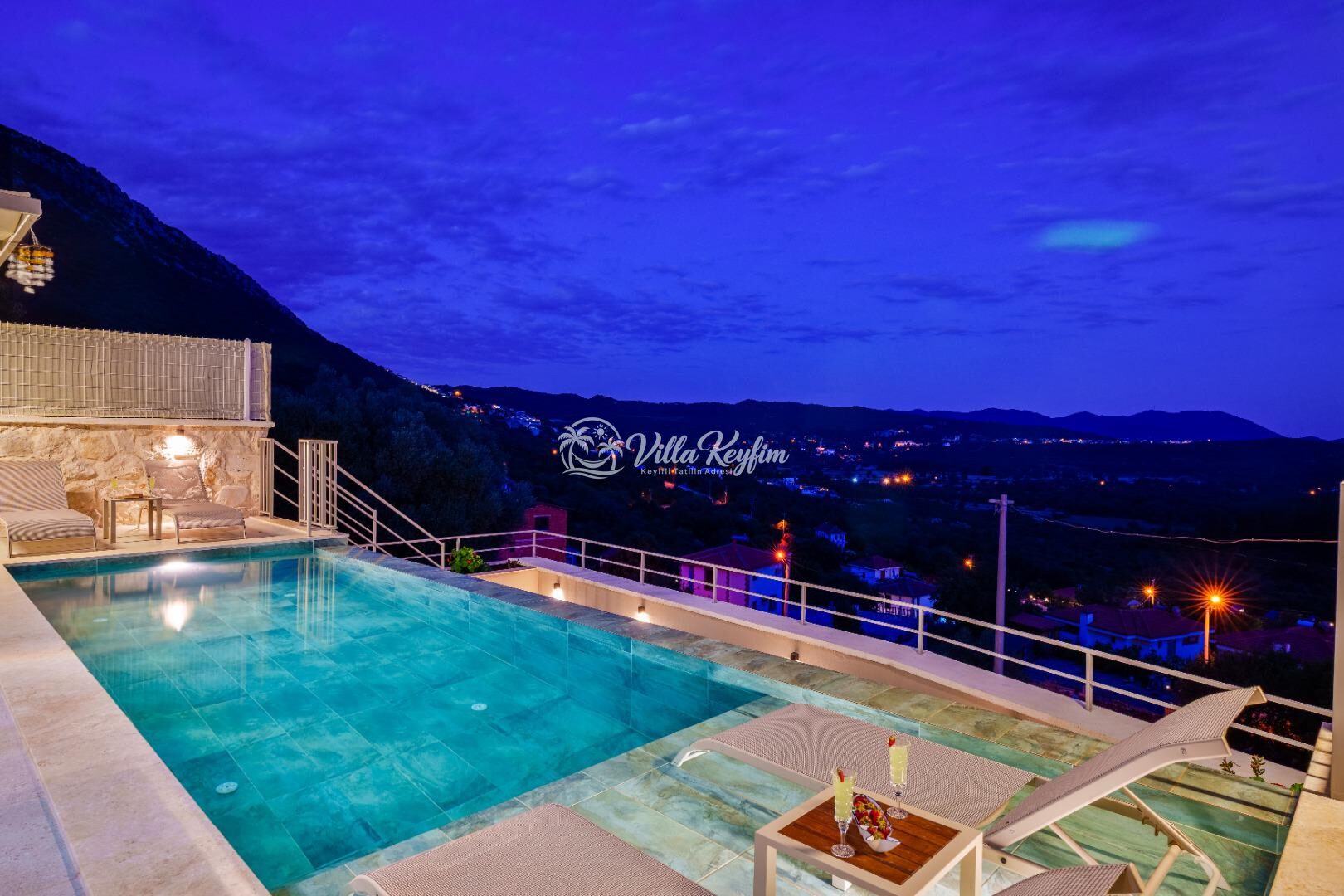 Villa Lumina — 20