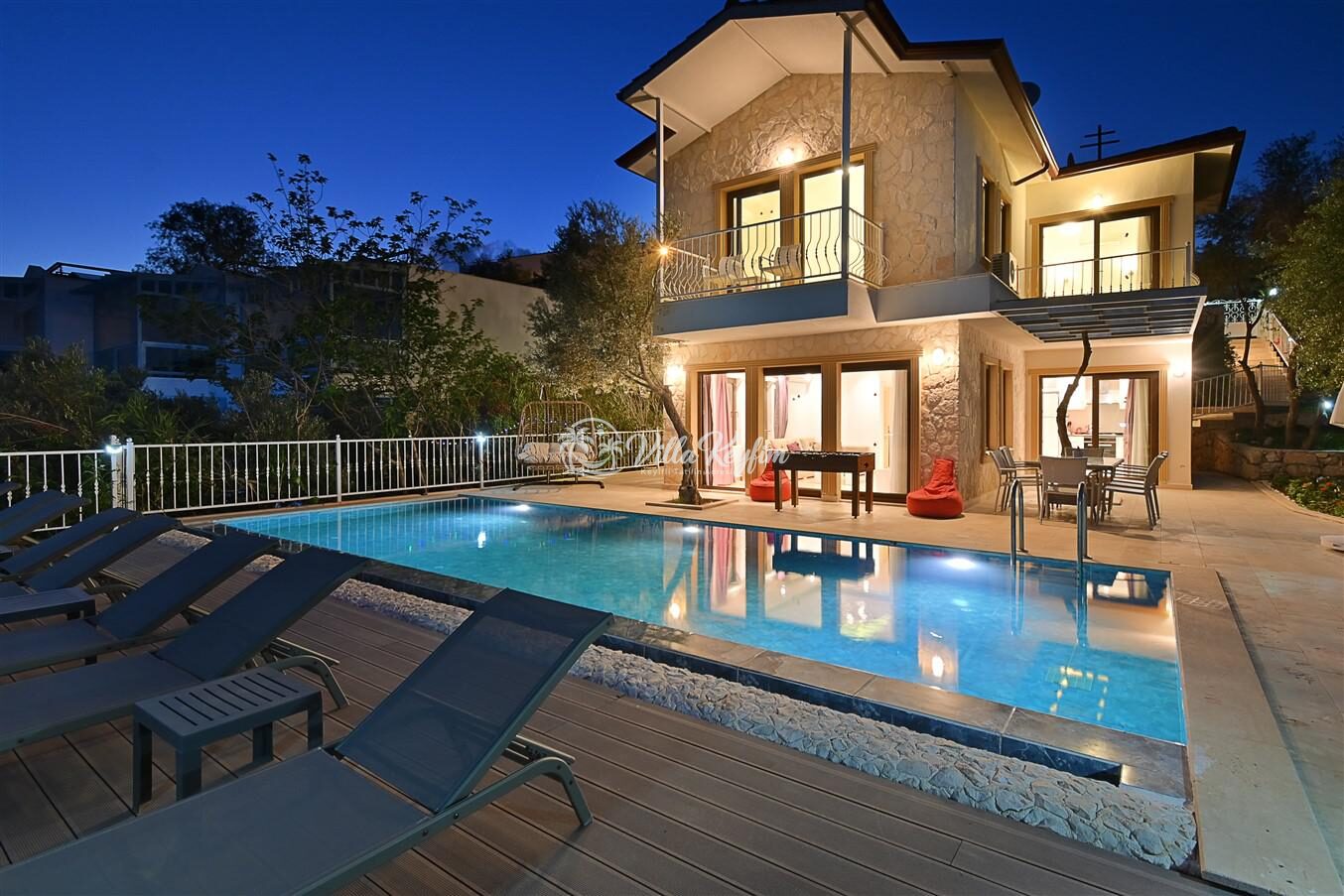 Villa Hermes 1 — 3