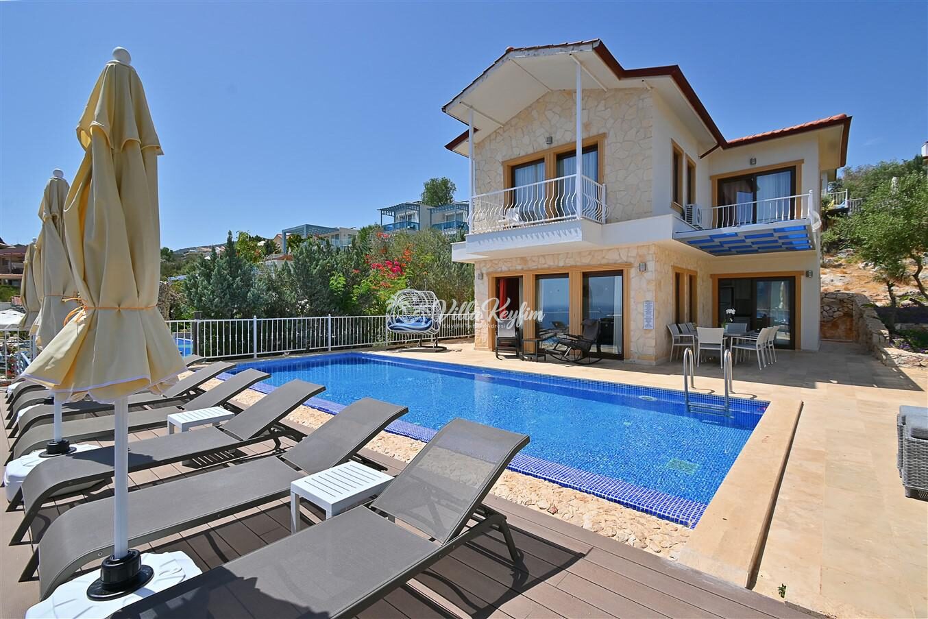 Villa Dionysus — 14
