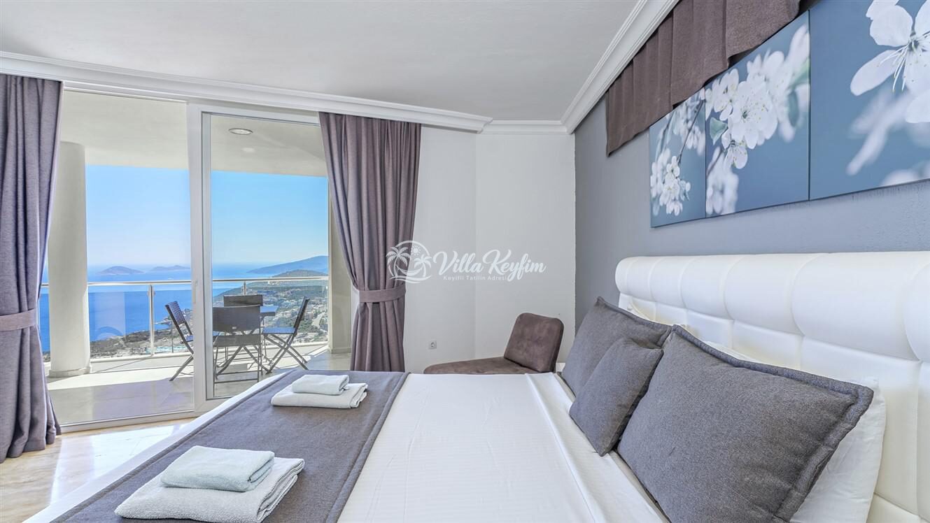 Villa Neptune — 52