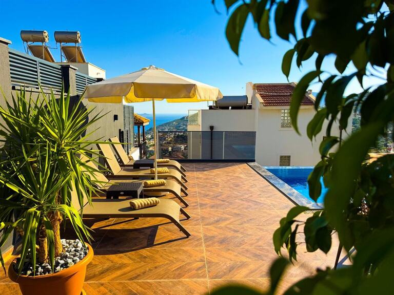 Villa Elmas — 3