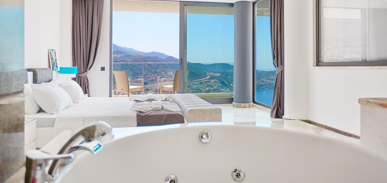 Villa Unlimited — 5