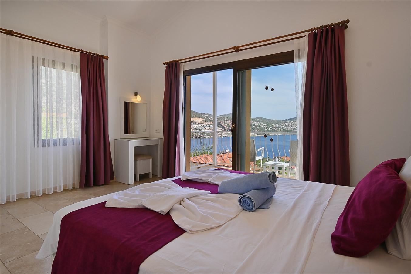 Villa Hermes 1 — 50