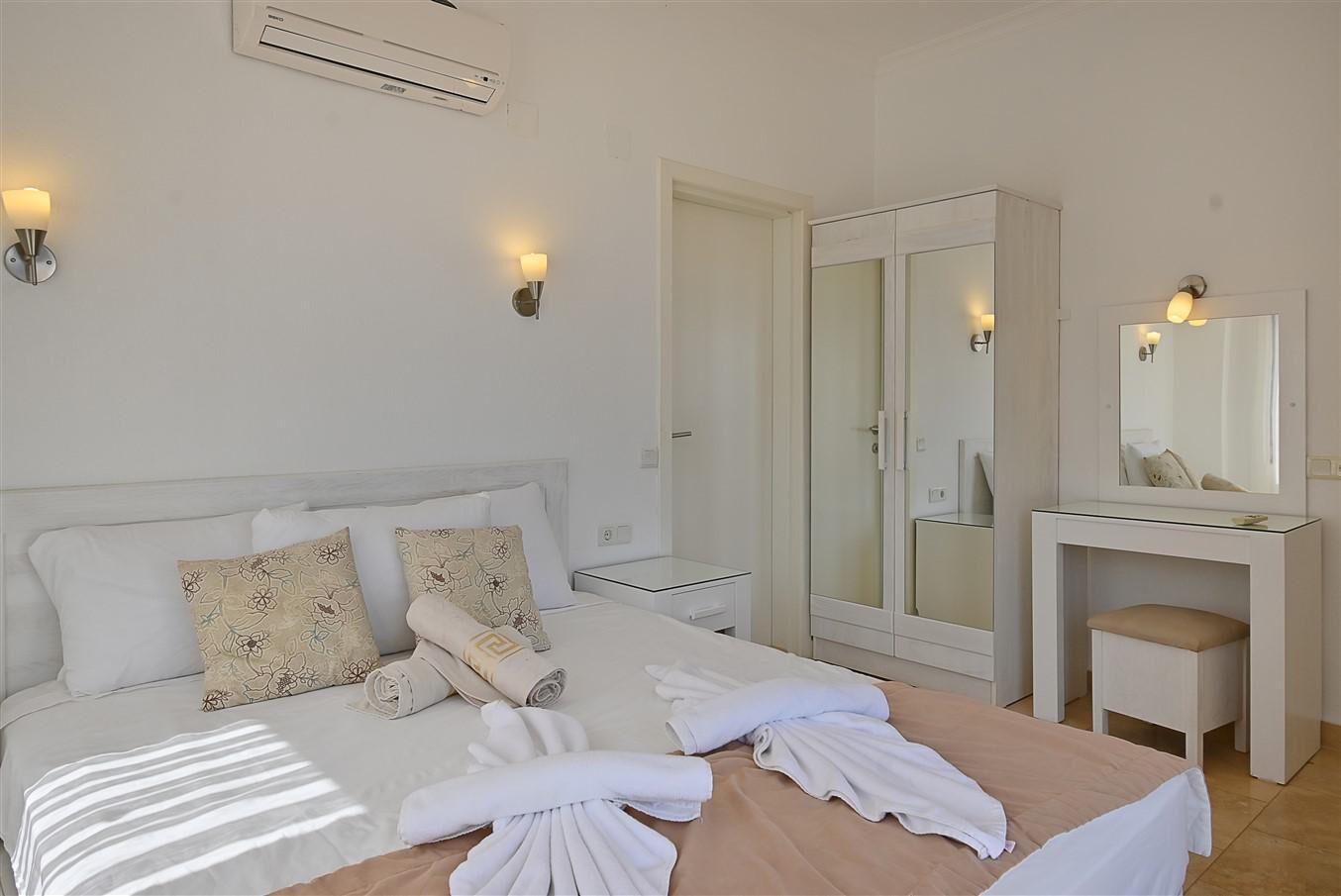 Villa İris — 47