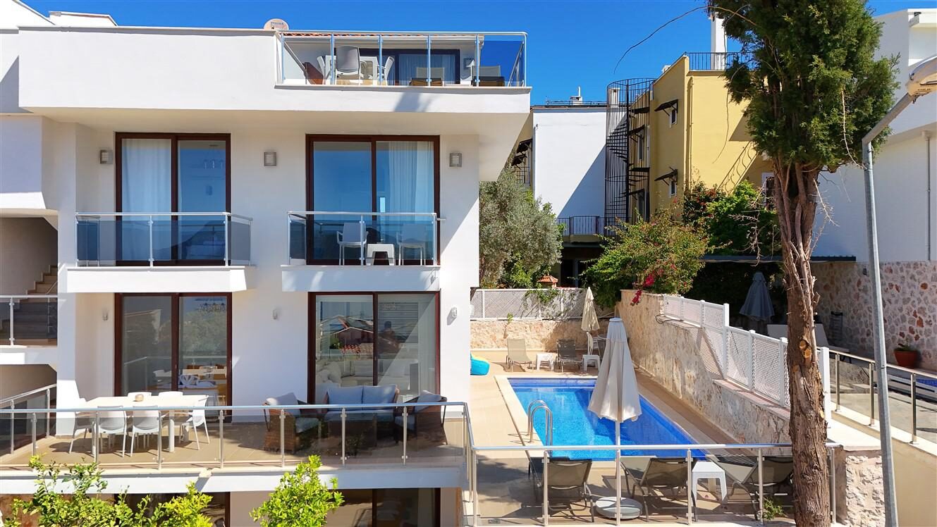 Apart İskele 2 — 8