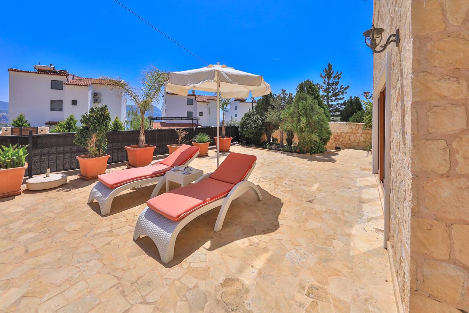 Villa Serta — 8