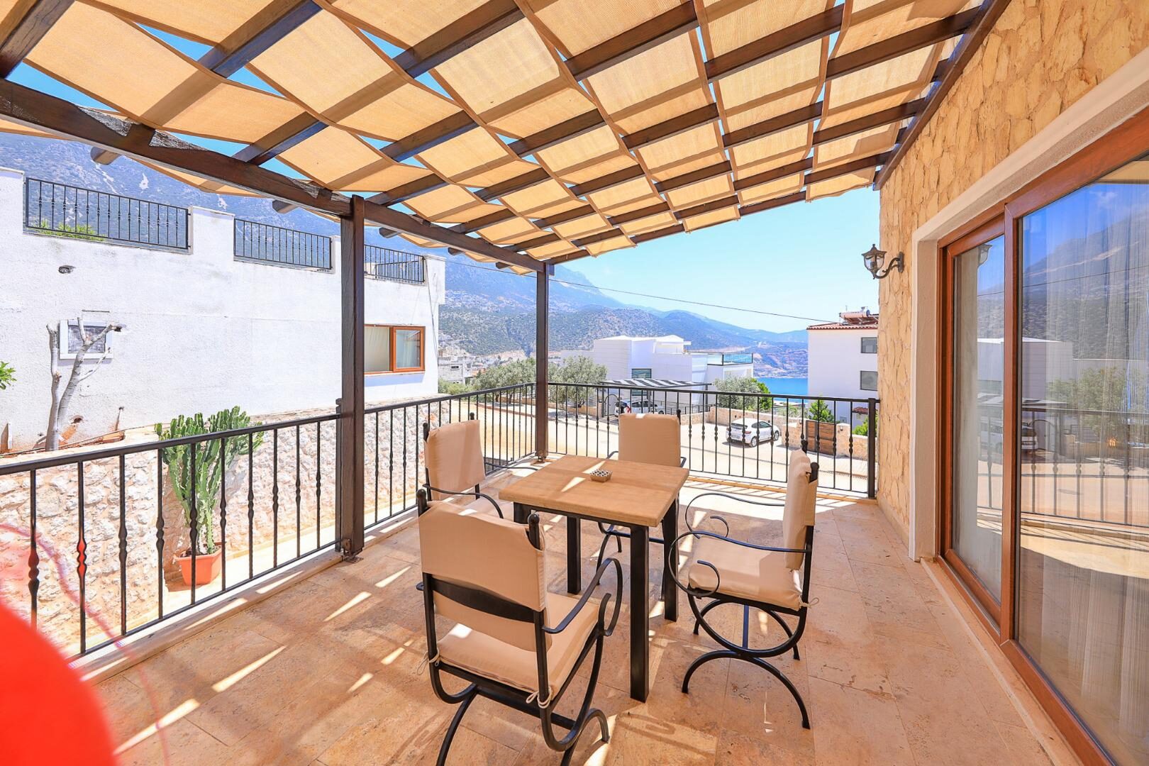 Villa Serta — 40