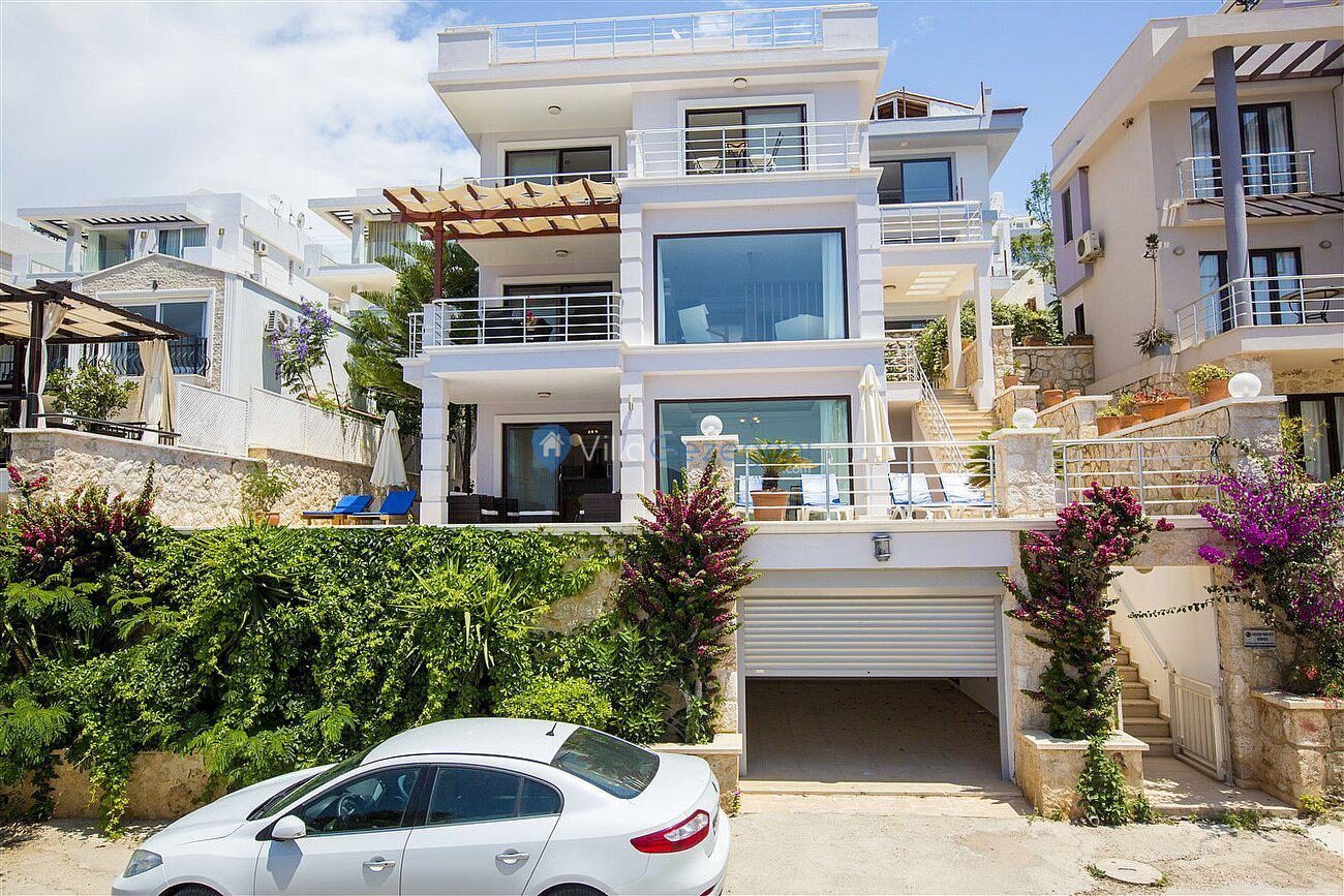 Villa Gülbay — 1