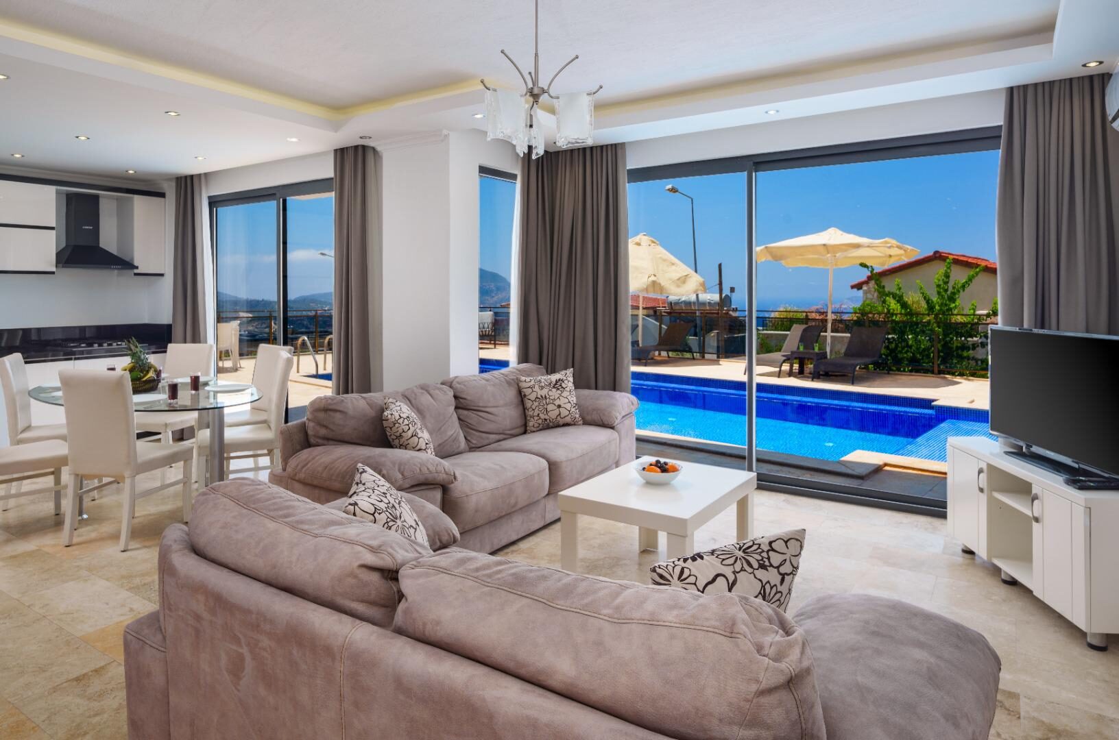 Villa Vala — 13
