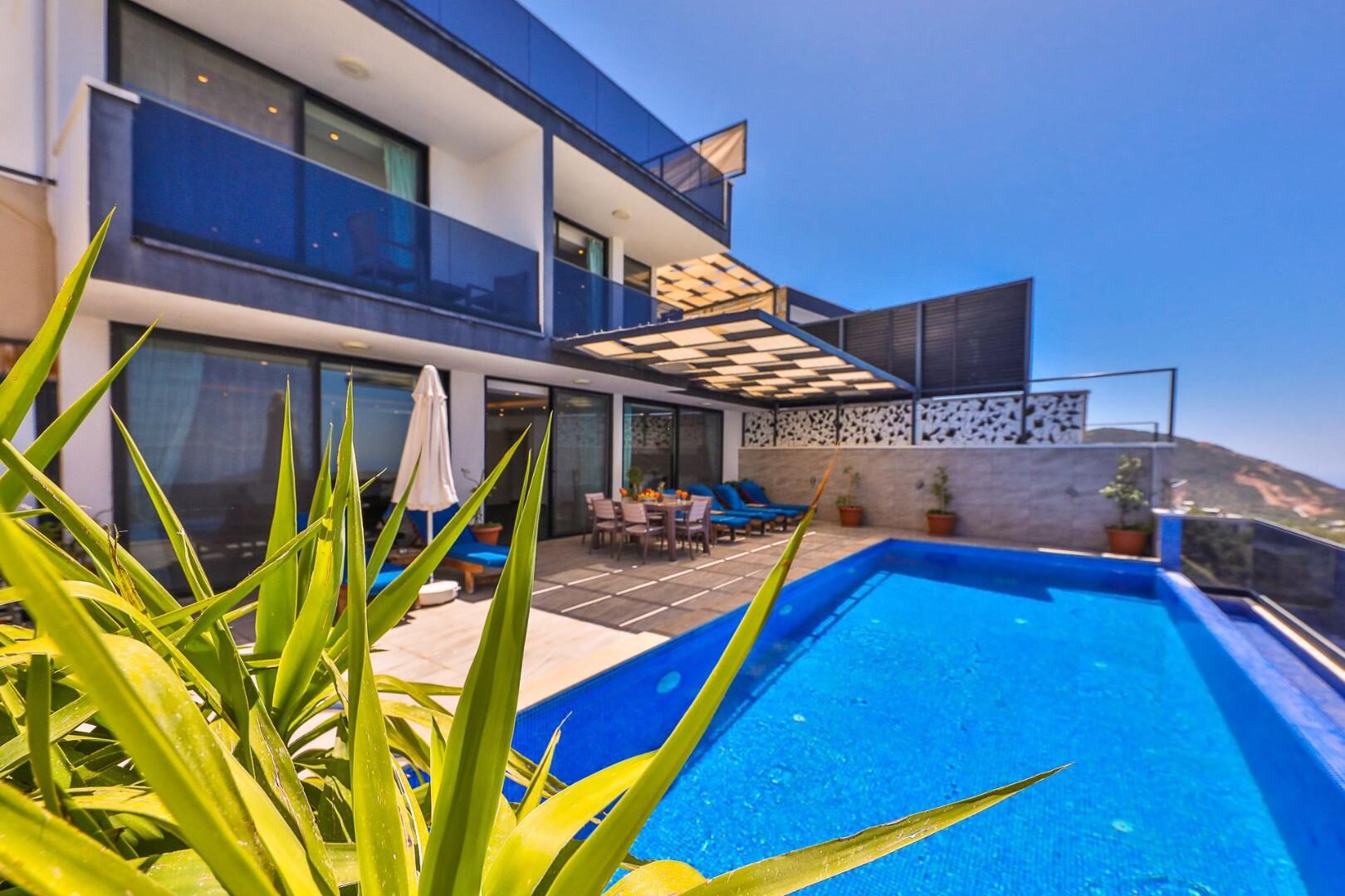 Villa Zaz — 5
