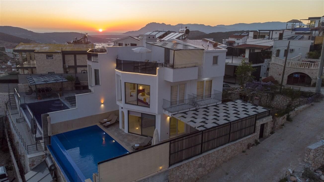 Villa Kübra — 12