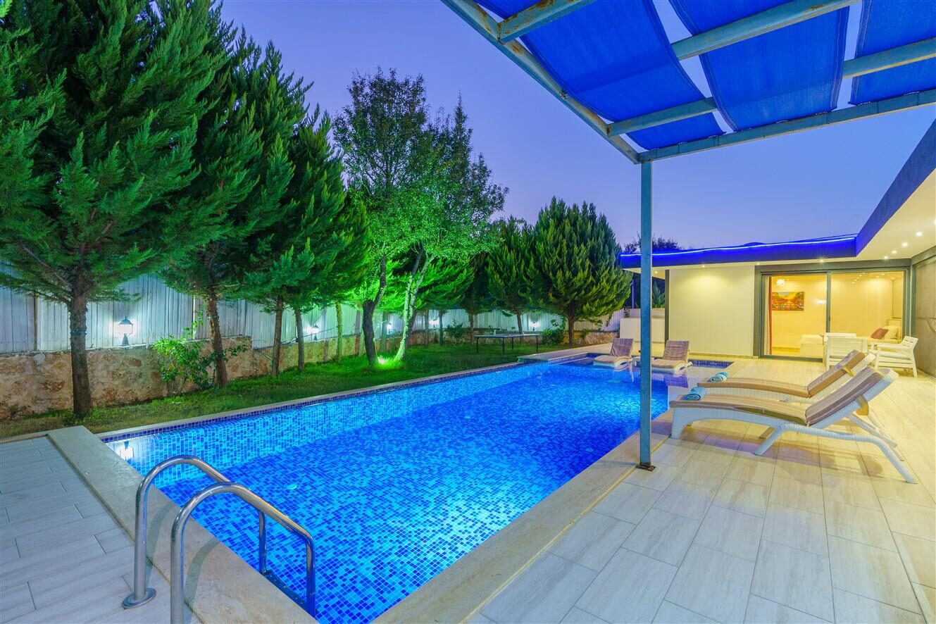 Villa Saha — 14