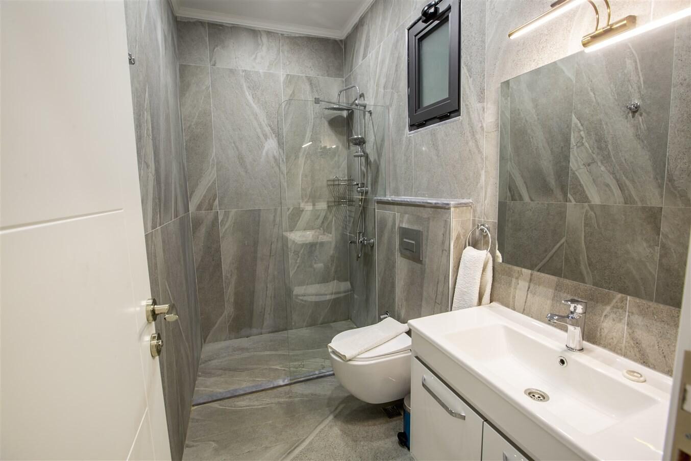 Villa Royal 3 — 34