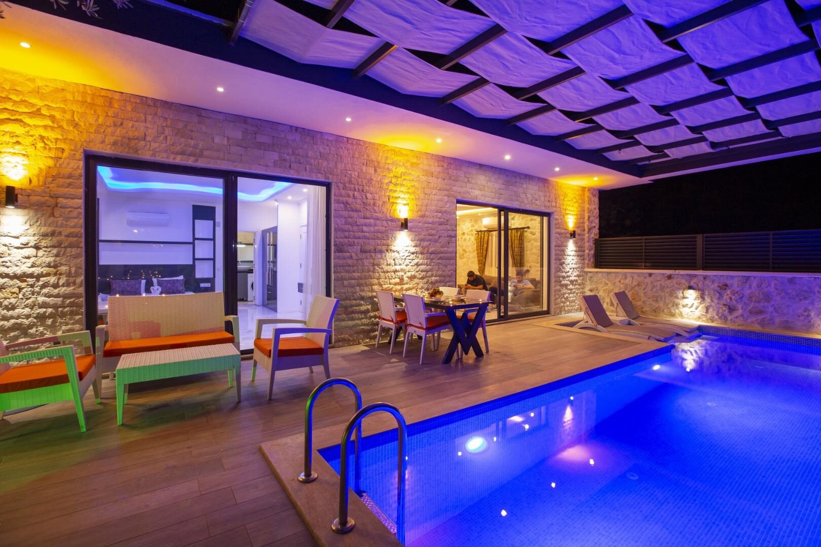 Villa Panama — 12