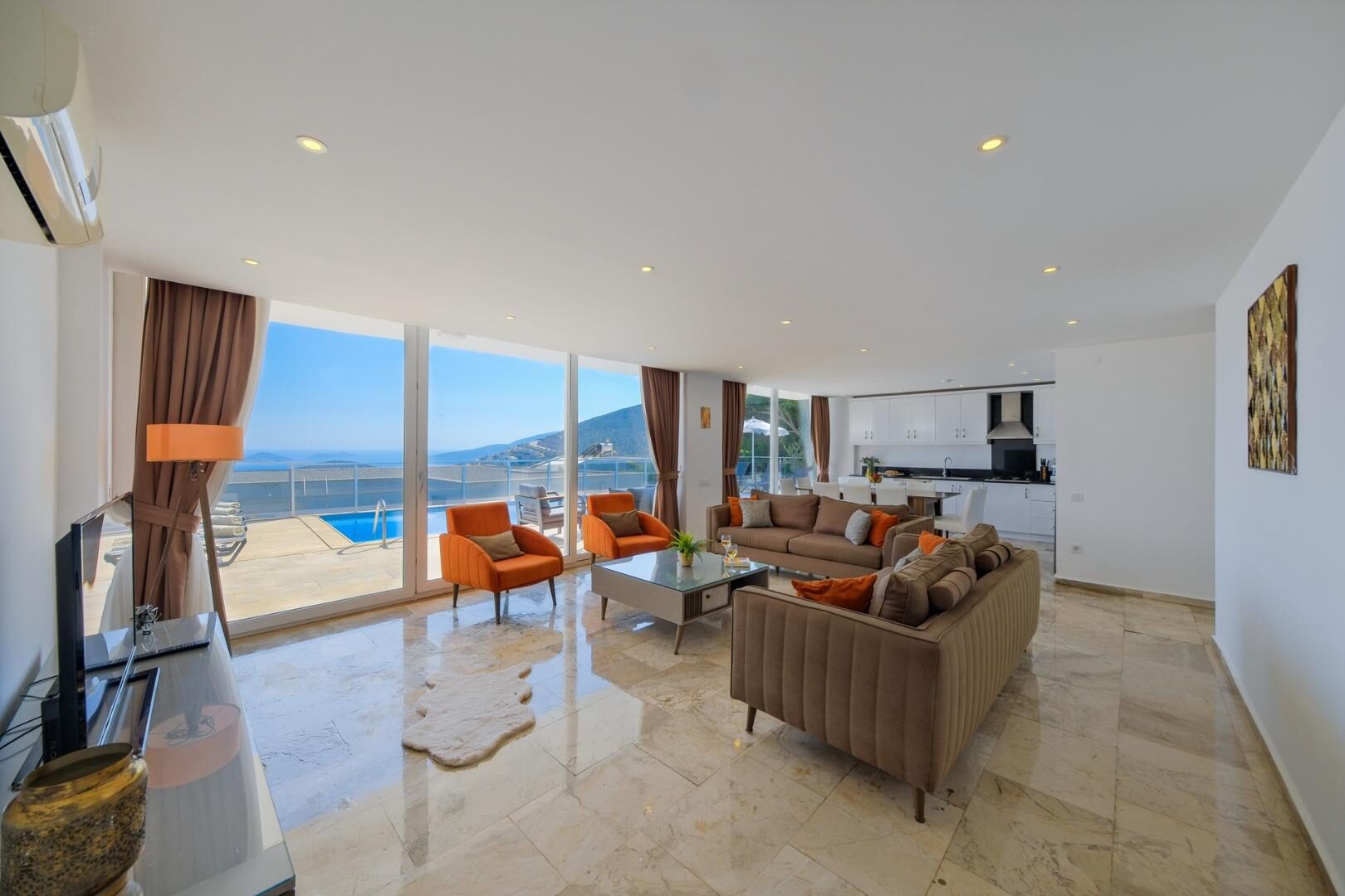 Villa Lumiere 3 — 33