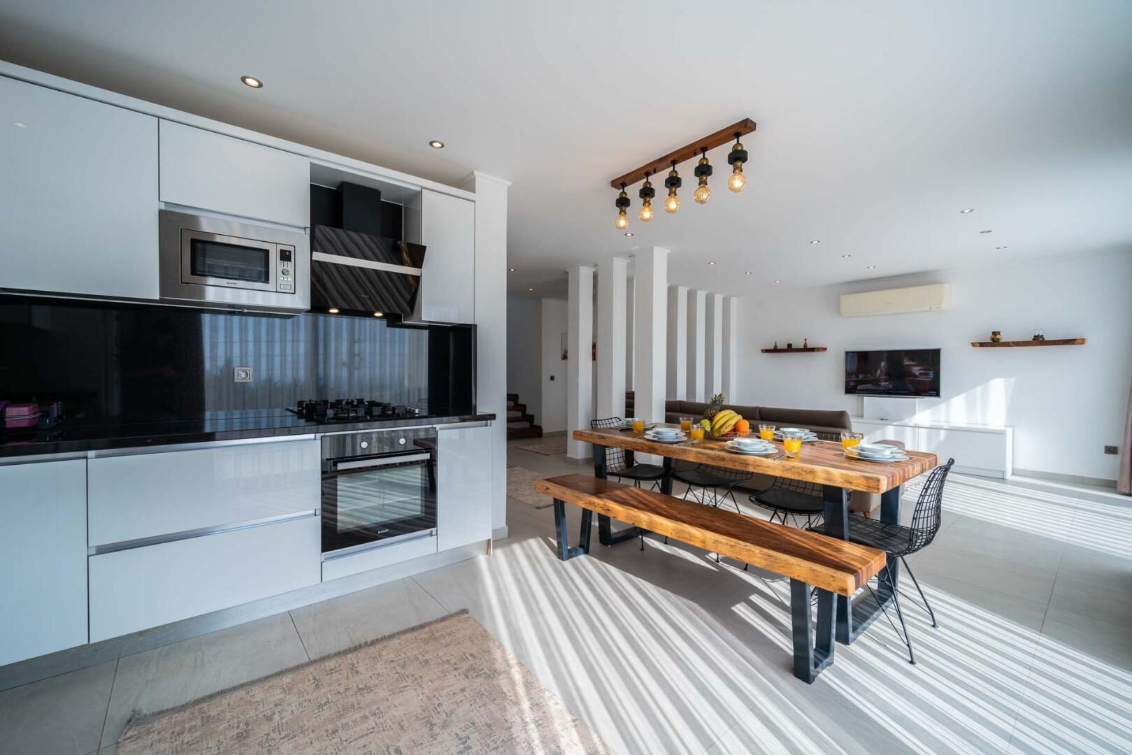 Villa Therapy 620 — 24