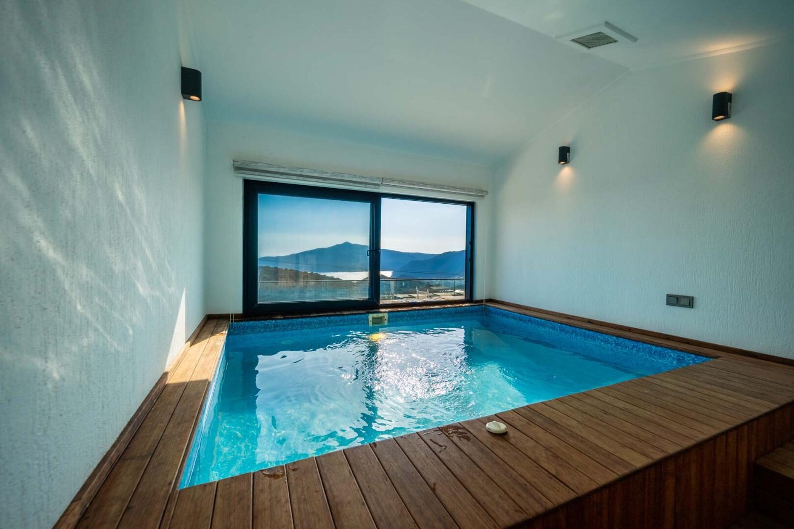 Villa Therapy 620 — 70