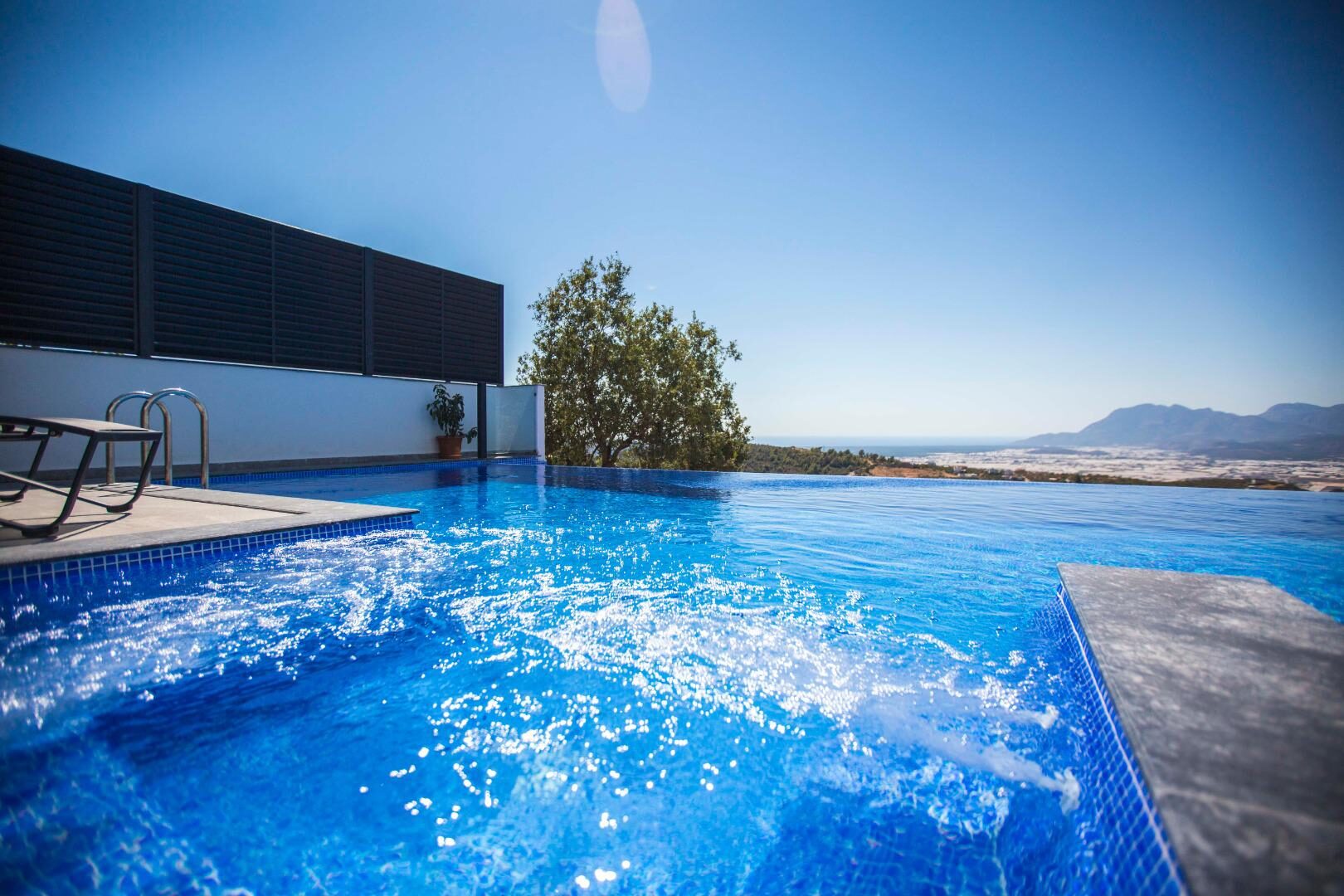 Villa Fantastik — 5