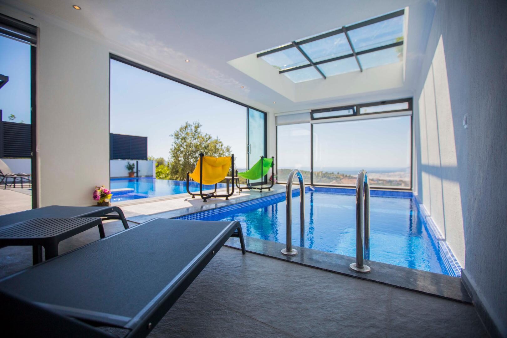 Villa Fantastik — 7