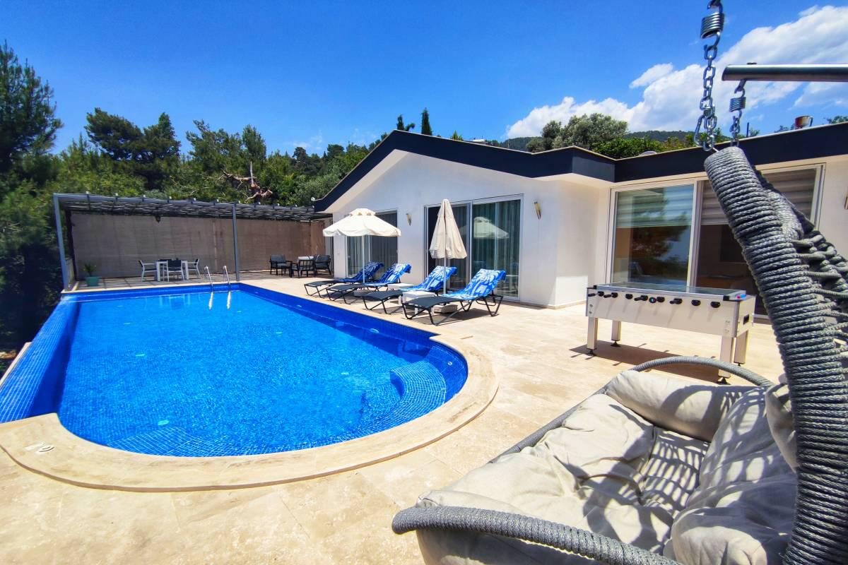 Villa Secret Swiss — 21
