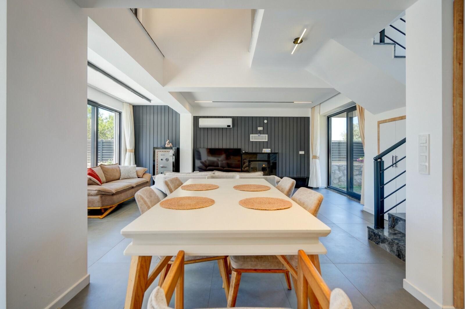 Villa Ranya — 12