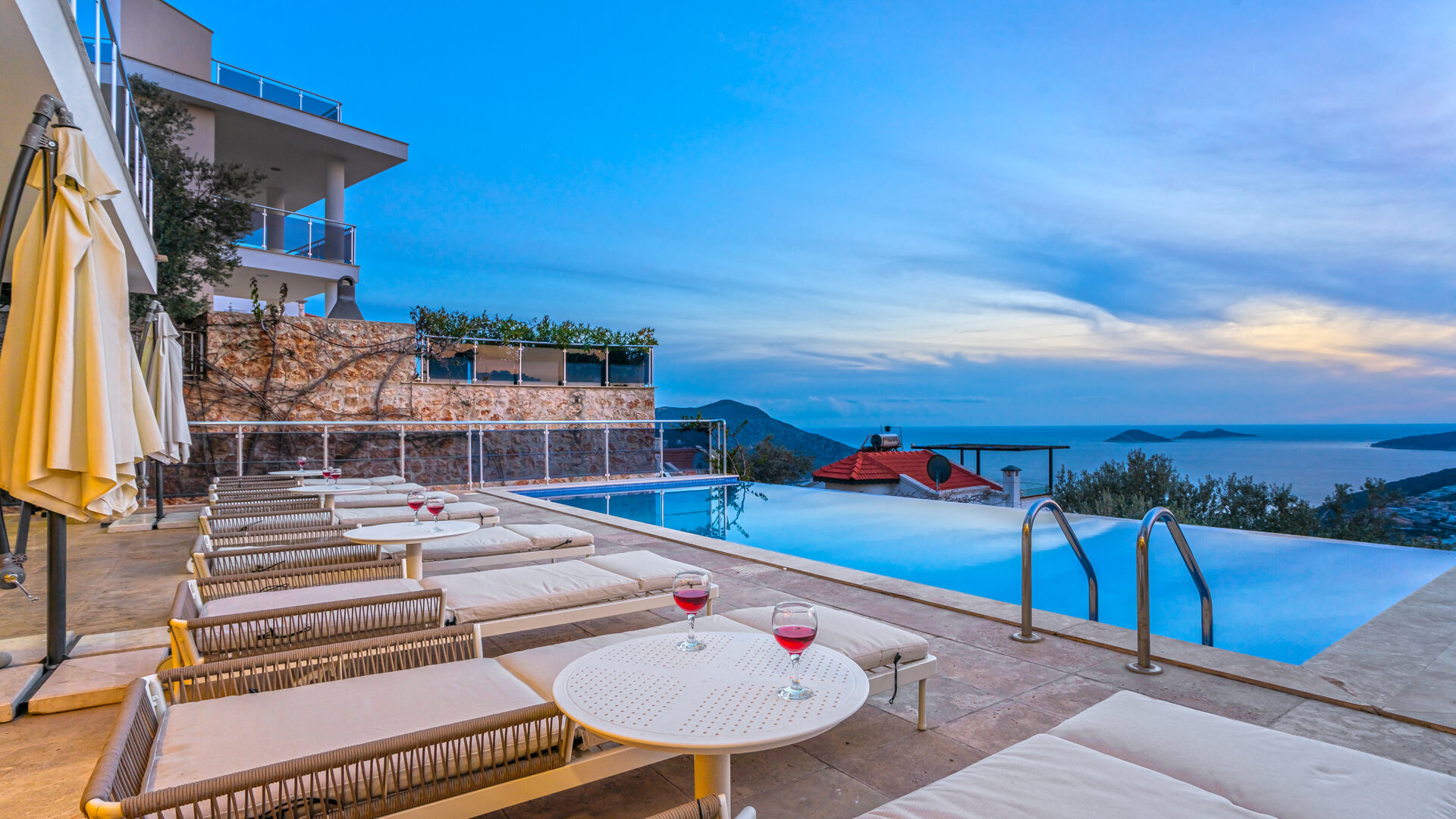 Villa Horizon — 8