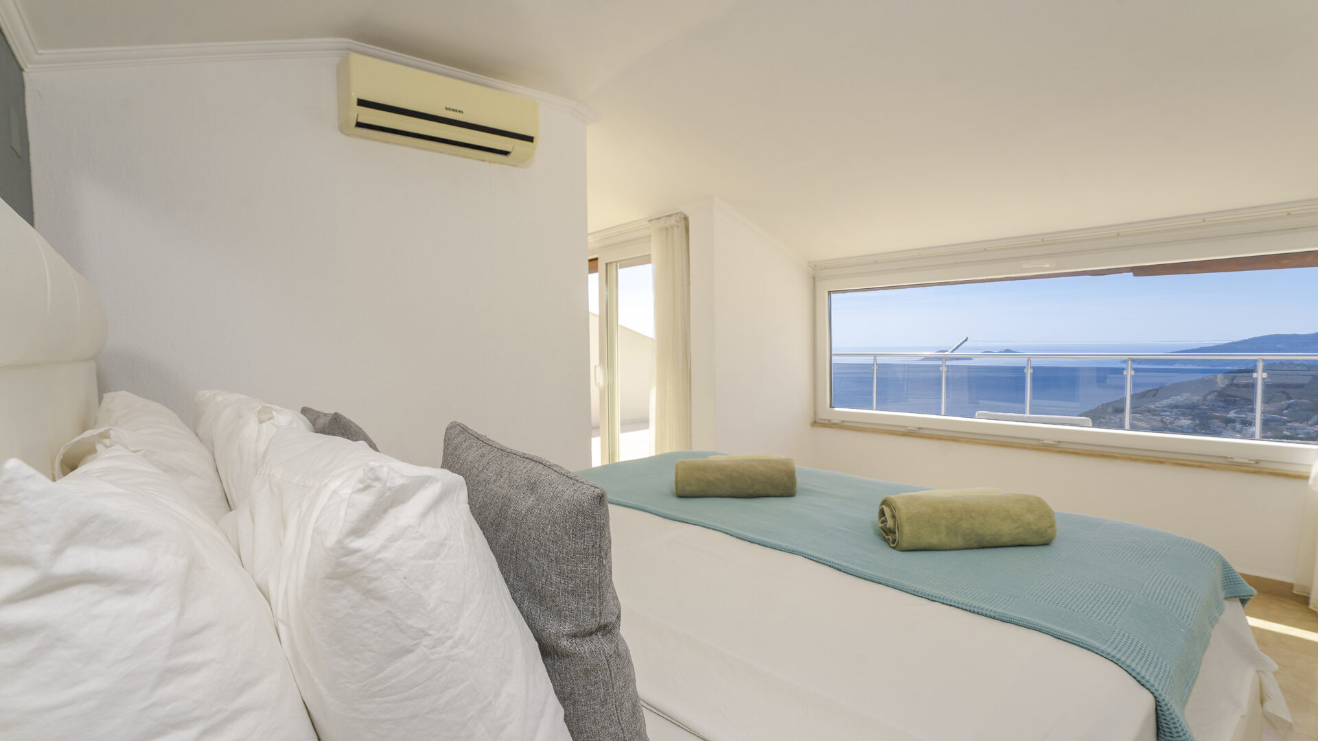 Villa Horizon — 63