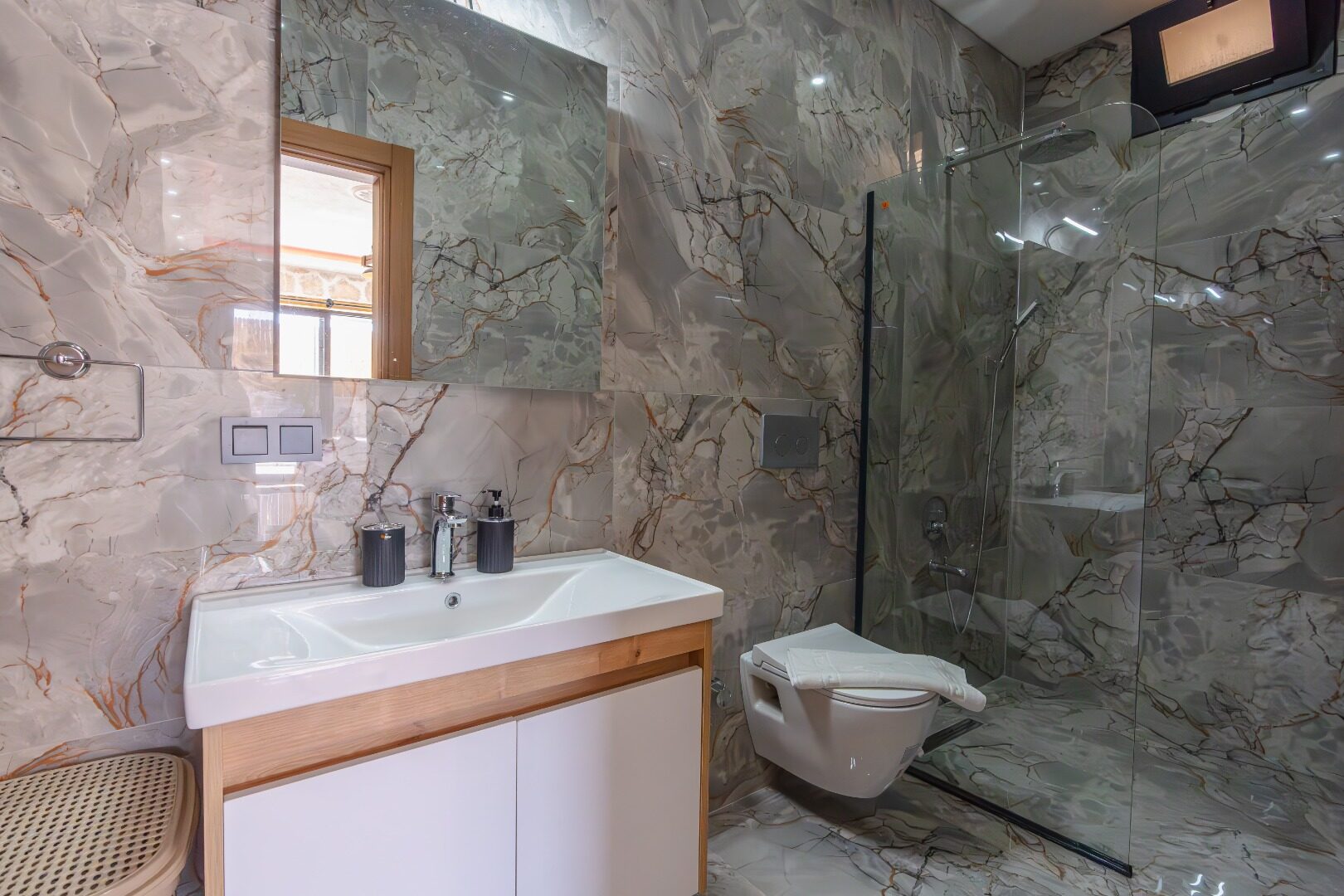 Villa Enes Wiev 2 — 83