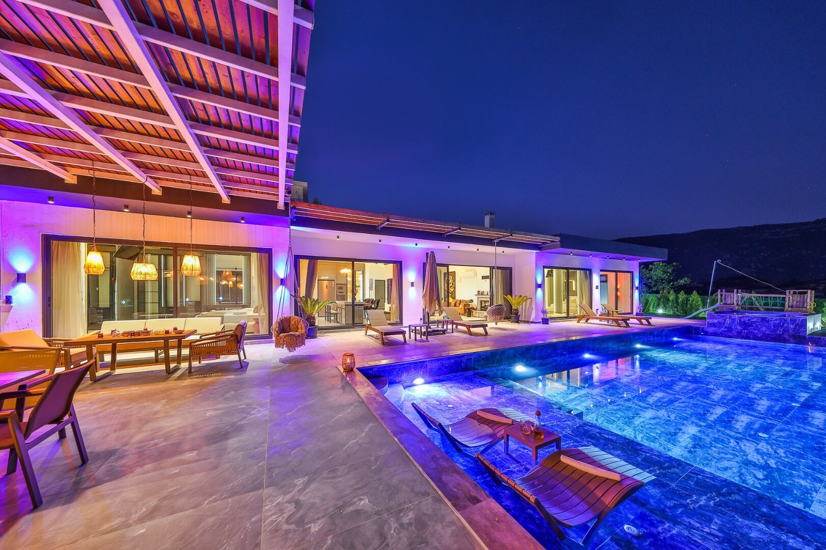 Villa Free — 3