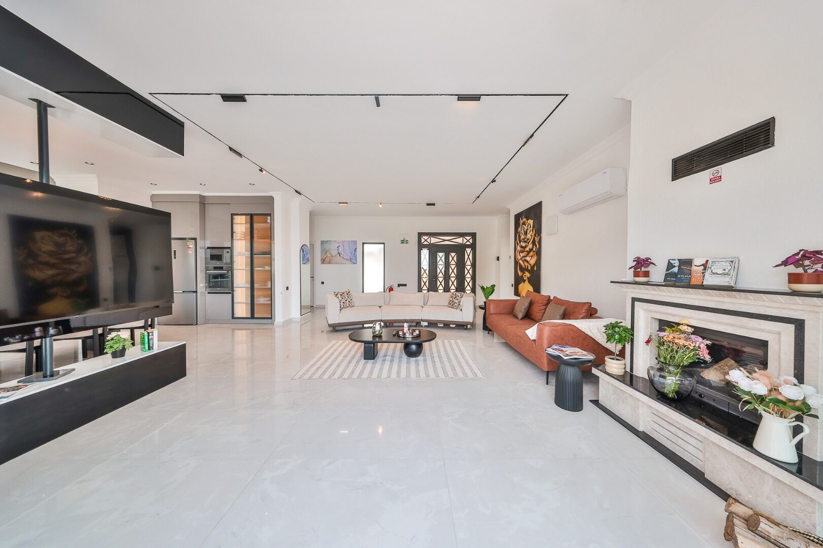 Villa Free — 63