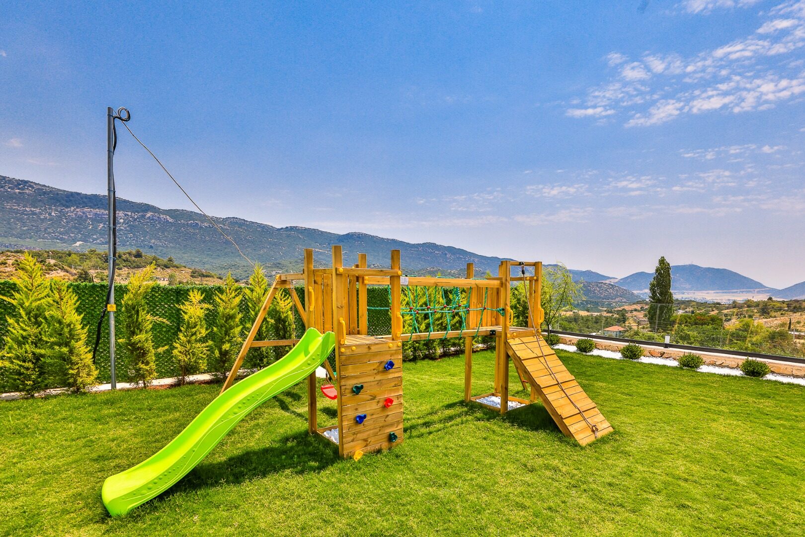 Villa Free — 75