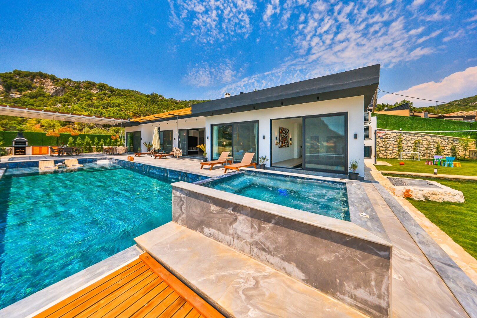 Villa Free — 108