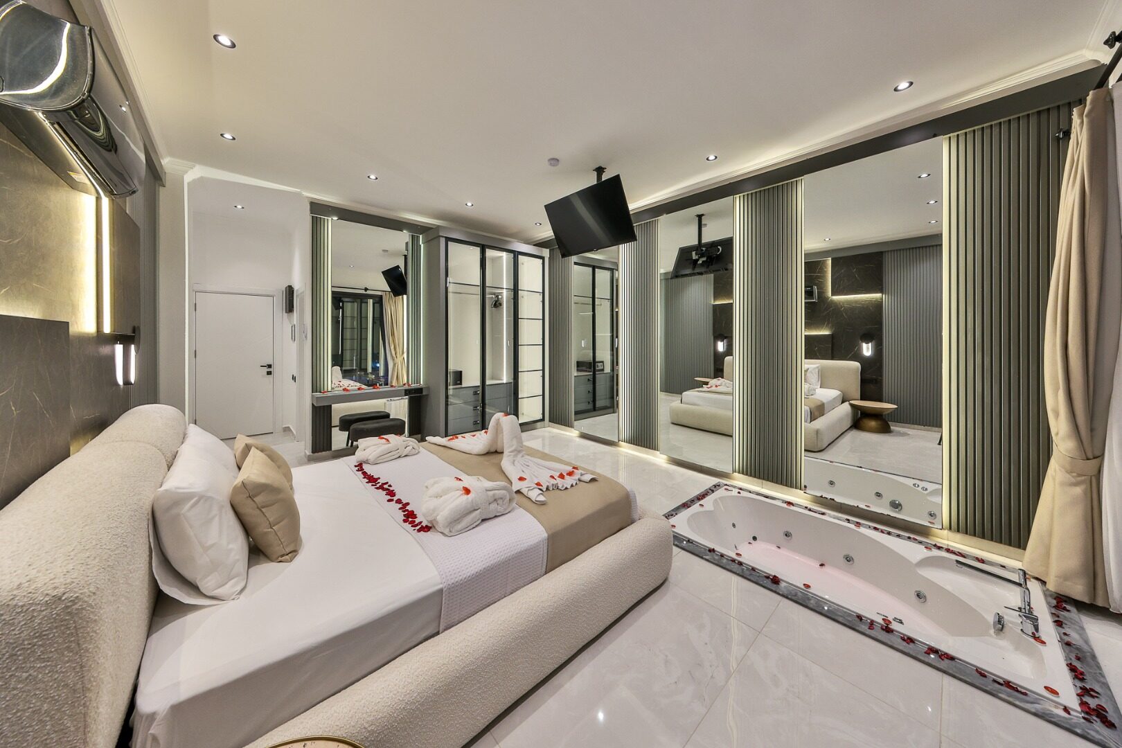 Villa Free — 122