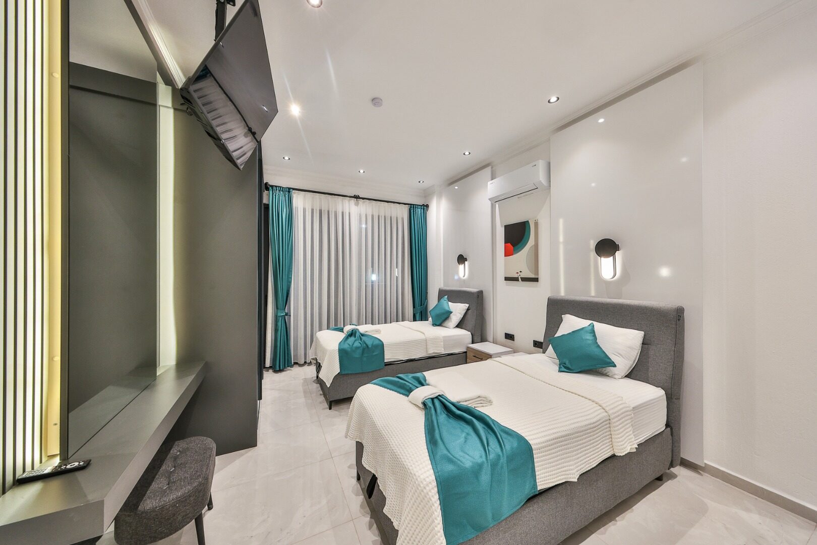 Villa Free — 127