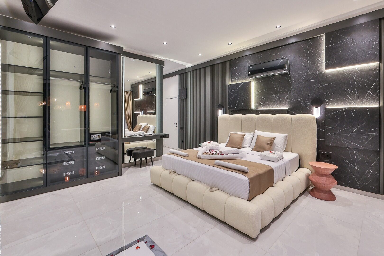 Villa Free — 134
