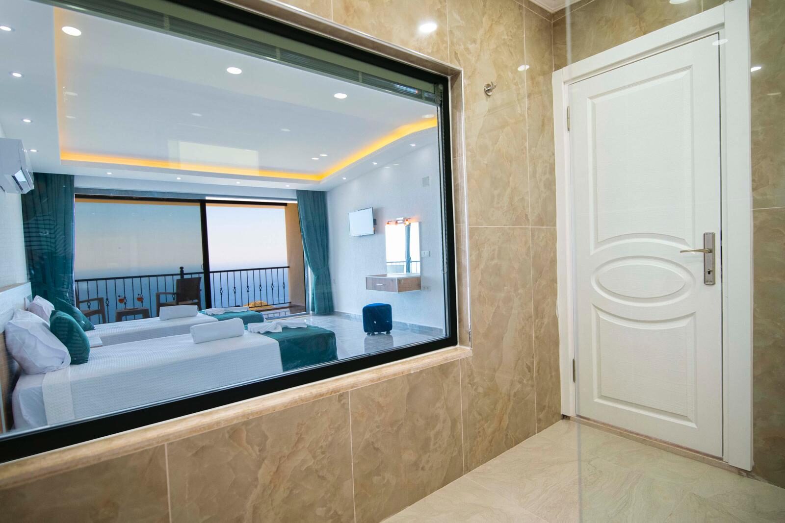 Villa İzo — 103