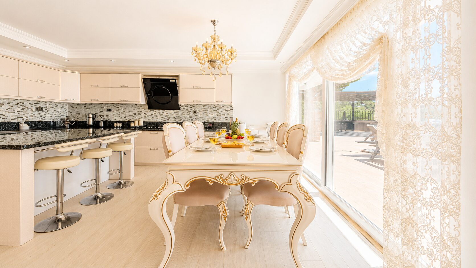 Villa Velaris — 26