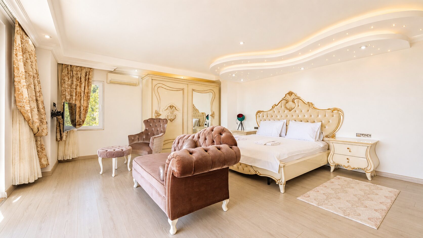 Villa Velaris — 32